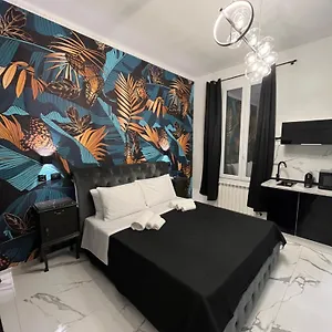 - Ghibellina 92 , Firenze Italia