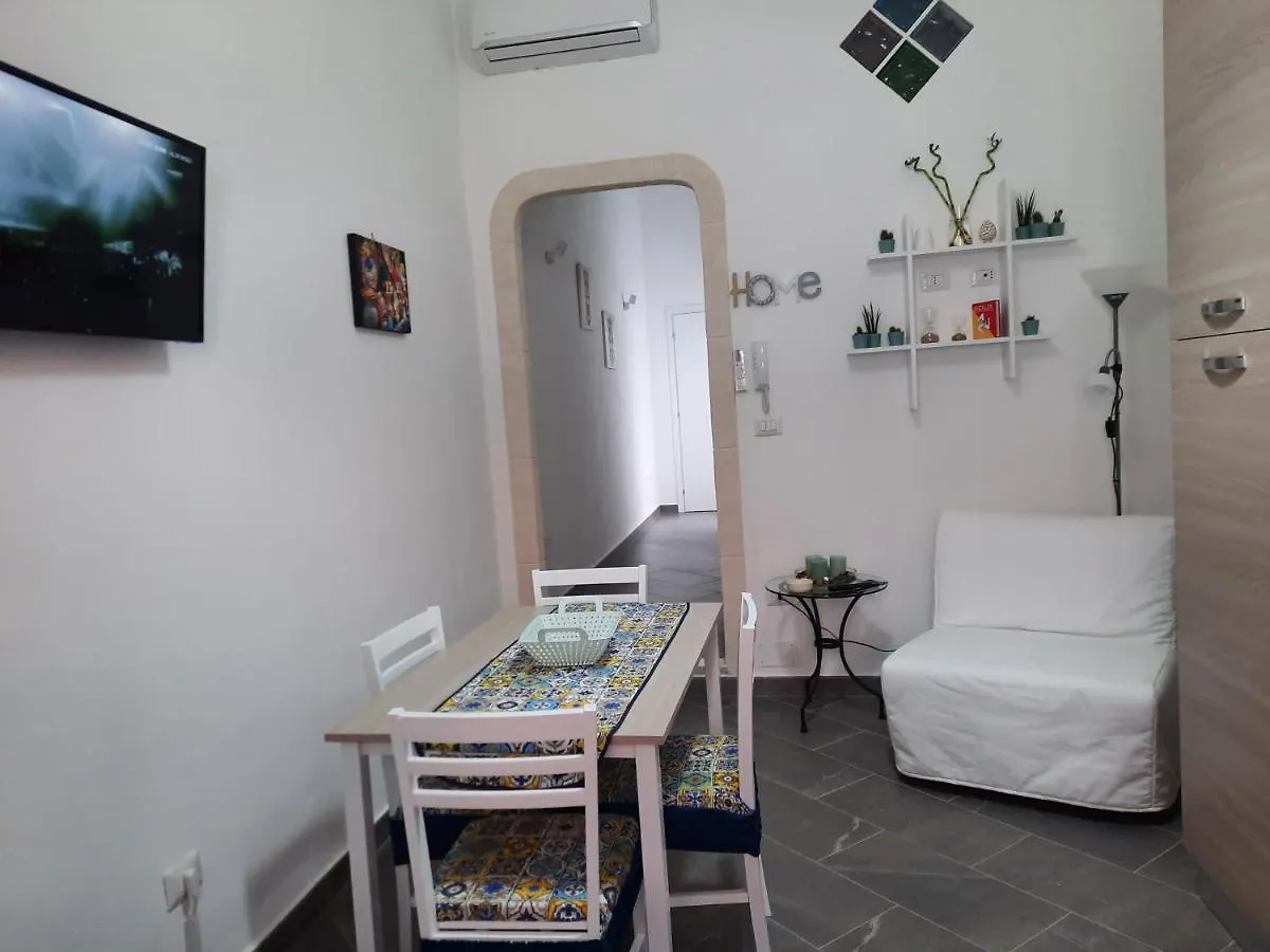 Giuchi Home Casa Vacanze Avola 0*,  Italie